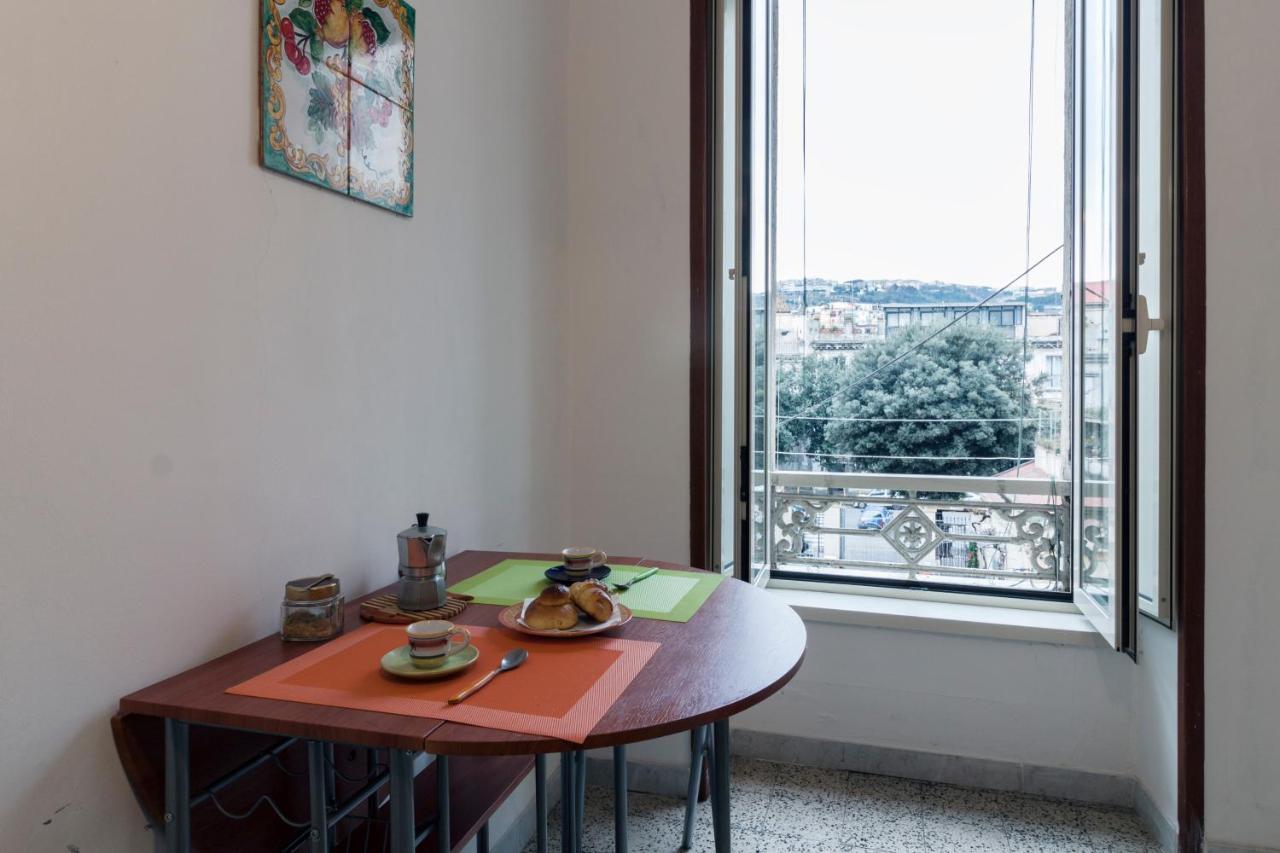 Bnb Etnuvio, Double Rooms In Naples Nápoles Exterior foto