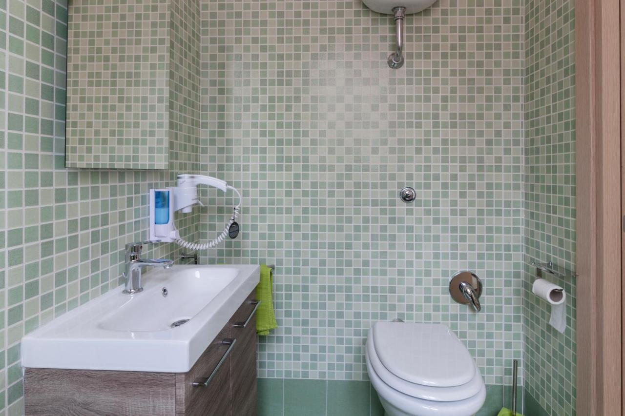 Bnb Etnuvio, Double Rooms In Naples Nápoles Exterior foto
